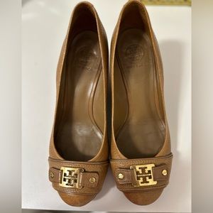 Tory Burch tan wedges size 8.5